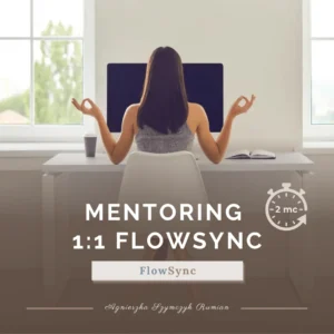 Kobieta siedząca tyłem przy biurku przed komputerem w pozycji medytacyjnej, ilustrująca Mentoring 1:1 FlowSync – autorski program Agnieszki Szymczyk-Rumian uwalniający czas solo-przedsiębiorczyń.
